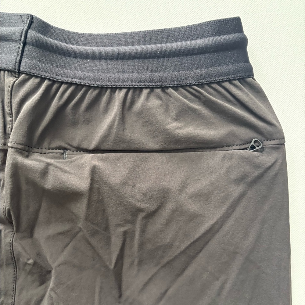 NWOT Men's Everlane The Everyone Sweatpant in Dark Gray/Black Size E1 (26) - Picture 6 of 6